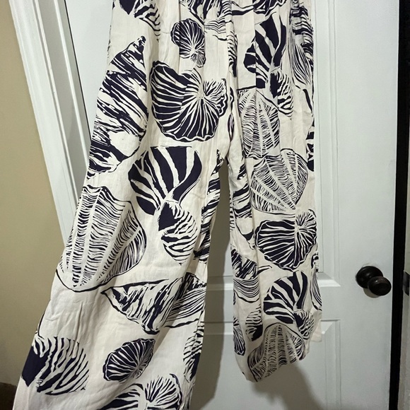 Size Large linen blend pants with tags - Picture 3 of 7